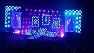 AITANA  MON AMOUR  11 Razones Tour Barcelona 2022 [upl. by Anaugahs]