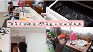 Pintamos a sala Doei mesaaparador e baú  Organizando tudo  Muita bagunça cuidadoscomolar [upl. by Modnarb]