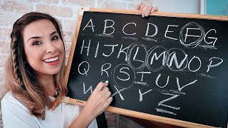 O Alfabeto Inglês  Como pronunciar as letras [upl. by Lahcear]