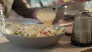 Taste the Tuscan Difference  Creamy Alfredo [upl. by Amrak]