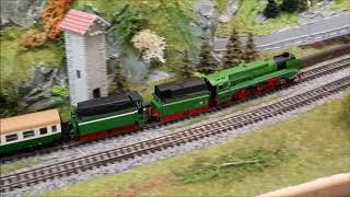 Modelleisenbahn BR 18201 [upl. by Anelrac585]