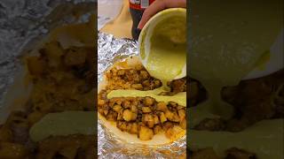 TACO DE PAPAS CON CHORIZO BEAN  CHEESE [upl. by Orville]