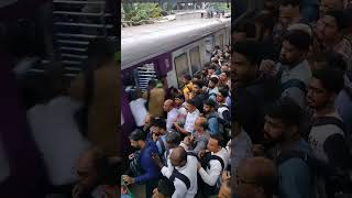 Virar Local Train at Andheri Station  Mumbai Local Train traveldeewana indianrailways [upl. by Gisela345]