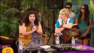 Austin amp Ally  Por Laura Marano You Dont See Me HD [upl. by Monroy]