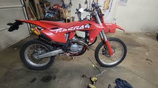 2024 gasgas es500 1200 mile review enduro street legal dirtbike I LOVE this motorcycle [upl. by Inaj]