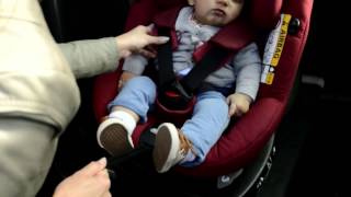 Maxi Cosi autostol Axissfix hos BabySam [upl. by Laehcym]