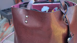 WHATS IN MY BAG 👛🤎🩷👜Amazon leather tote [upl. by Selmner]