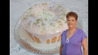 Bolo de Suco de Laranja  Orange Juice Cake [upl. by Millford]