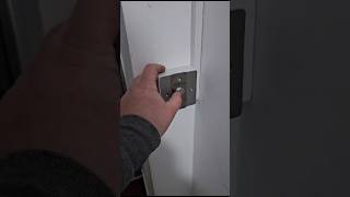 Lock Installation London locksmith london doorlock [upl. by Sedecram]