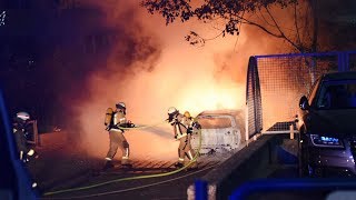 BerlinReinickendorf Mehrere Autobrände – läuft ein Brandstifter rum [upl. by Ridley]