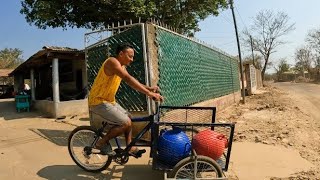 VIVIENDO en el PUEBLO donde NUNCA hay ¡AGUA [upl. by Brier]