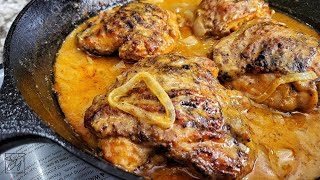 How to Make the Most Mouthwatering Smothered Chicken EVER [upl. by Lawton]