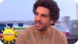 “Raus aus dem Teich“ Elyas MBareks neues Leben in New York  SAT1 Frühstücksfernsehen [upl. by Rabelais584]