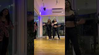 Chokra jawan re dance viral trending shorts bollywood arjunkapoor gauharkhan [upl. by Eohce]