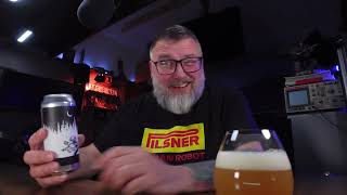 Massive Beer Review 4537 Tree House Brewing Company Lights Out Hazie Pale Ale [upl. by Tnahsarp]