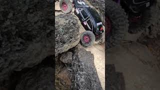 LCG crawler with amazing breakover rc offroad rccrawler [upl. by Gothart114]