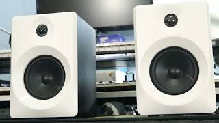 Studio Monitors Vonyx SMN40 [upl. by Sontag]