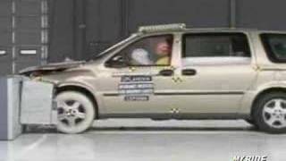 Crash Test 2005 Chevrolet Uplander [upl. by Asoral]