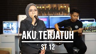 AKU TERJATUH  ST 12 LIVE COVER INDAH YASTAMI [upl. by Carina]