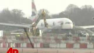 Raw Video Heathrow Emergency Landing [upl. by Popper486]