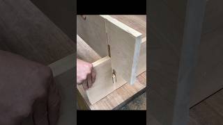 This is a crossconnection method making woodworking diy woodworkerjoint [upl. by Refinnaj]