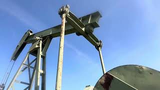 Saltzgitter and Weulfel pumpjacks in Scheerhorn [upl. by Cutlerr731]