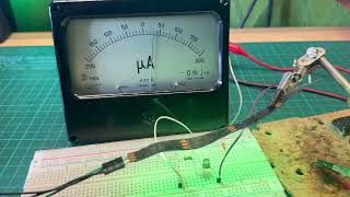 The effect of photons on a transistor [upl. by Rehpotsirhcnhoj222]