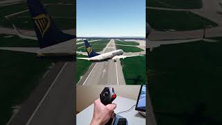 Extreme crosswind landing msfs2020 [upl. by Lucille]