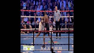 Daniel Dubois Hurts Anthony Joshua end of Round 3 Anthony Joshua breaks the rules boxing [upl. by Acissej]