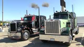 79 Kenworth quotIronsidesquot 79 Peterbilt quotGoin Greenquot Being Shuffled Around At TFK 2013 [upl. by Adriaens942]