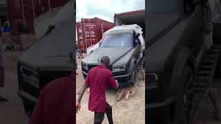 Unloading Rolls Royce From a Container Very Risky Supports in Africa [upl. by Renrag]