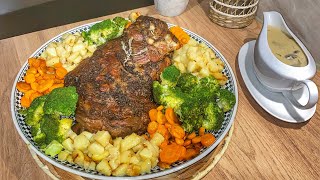 Épaule d’agneau au four légumes poêlés amp sauce aux champignons [upl. by Atirb774]