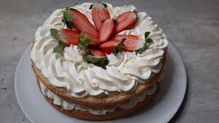 Gâteau moelleux à la Chantilly mascarpone fraise  facile à faire [upl. by Atlas308]