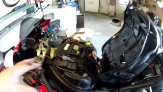 How to install a scottoiler on a CBR1000RR Fireblade [upl. by Natelson]