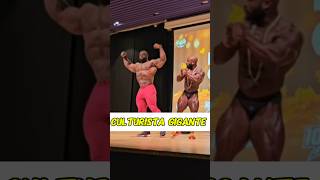 CULTURISTA GIGANTE ‼️😱 fitness mrolimpia culturismo bodybuilder [upl. by Dnalor]