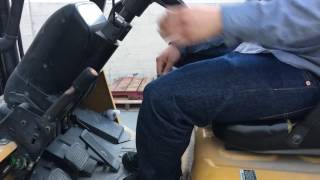 How to operate forklift [upl. by Amliw187]