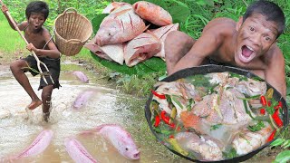 Primitive technology awasomeCooking in the forest red fish [upl. by Teahan]