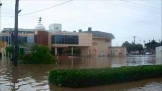 QUEENSLAND FLOOD CRISIS Raining Again PRITCHY RAY [upl. by Jeni]