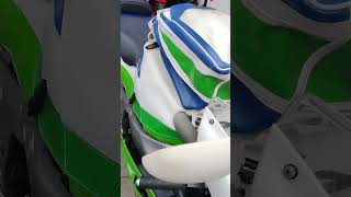 Bagster petrol tank protector and bag for the ZXR 750 J 19912 [upl. by Saidel398]