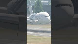 Airplane Belly Landing Pilot Save Largest passenger plane with his skill to land without gears [upl. by Packton]