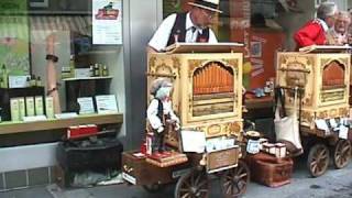 Organ Grinder Raffin 109 [upl. by Ikkiv]