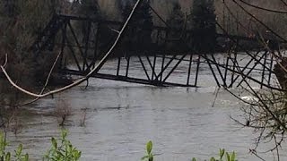 Gladstone Bridge Collapse FULL Official [upl. by Roswald]