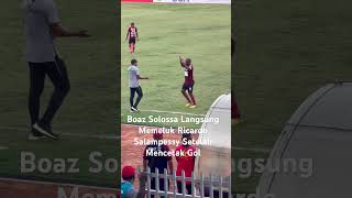 Boaz Solossa Memeluk Ricardo Salampessy Setelah Mencetak Gol [upl. by Ozkum]