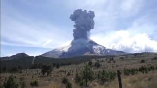 Impresionante video del popocatepetl rugido [upl. by Kathy]