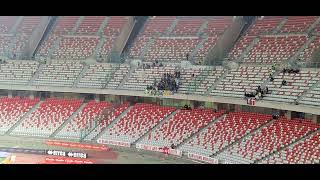 Bari  Carrarese 00 Curva tifosi ospiti [upl. by Haldas41]