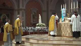 Solemn High Traditional Latin Mass Cathedral of the Blessed Sacrament Sacramento May 5 2012 HD [upl. by Rokach]