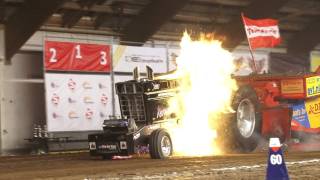 Terminator explodes Tractorpulling Zwolle 2012 explosie [upl. by Farrah277]