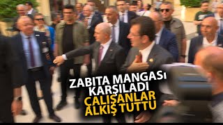 Ekrem İmamoğluna Büyükçekmecede Zabıta Mangasıyla karşılama Çalışanlar alkış yağmuruna tuttu [upl. by Eiramnerual]