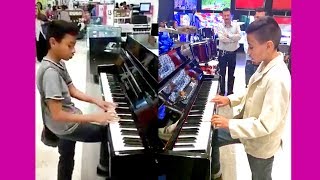 Liverpool Regala Piano A Gael El Niño Con Gran Talento En El Piano [upl. by Dat814]