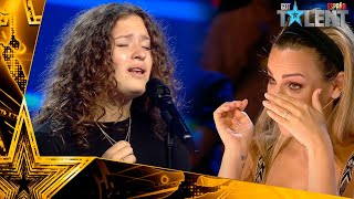 Esta niña se lleva el Pase de Oro CANTANDO el PADRE NUESTRO  Audiciones 5  Got Talent España 2021 [upl. by Emylee]